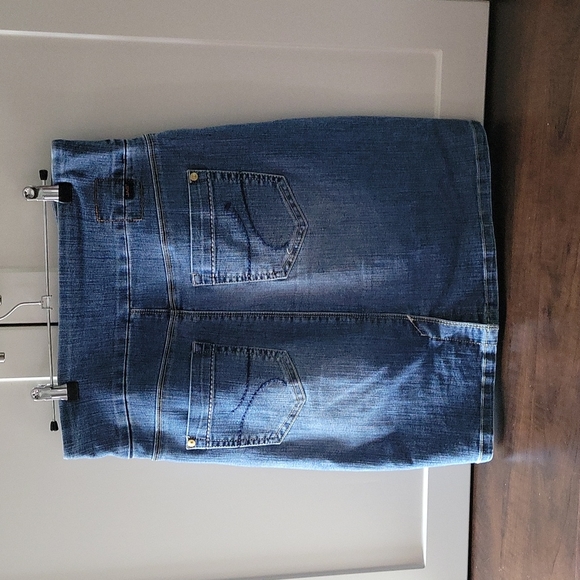 Jag Jeans pull on denim skirt - Picture 2 of 10